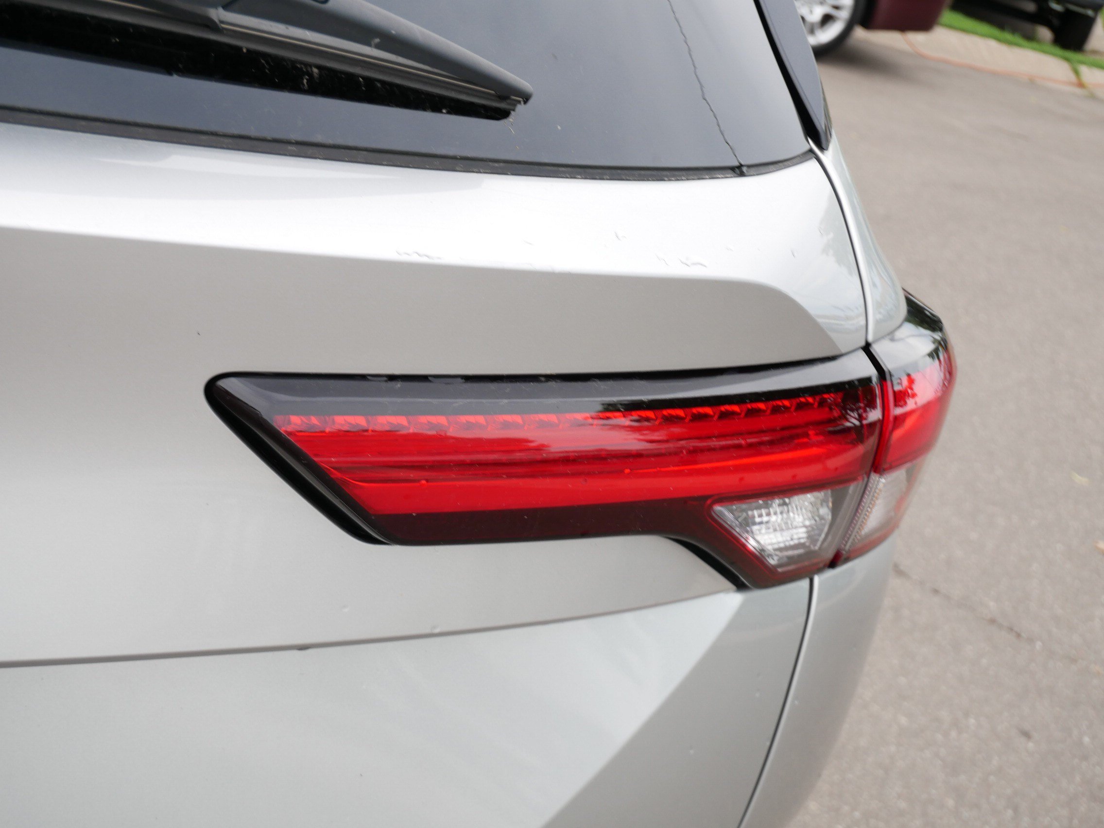 Used 2024 Mitsubishi Outlander SE AWD/4WD image 17