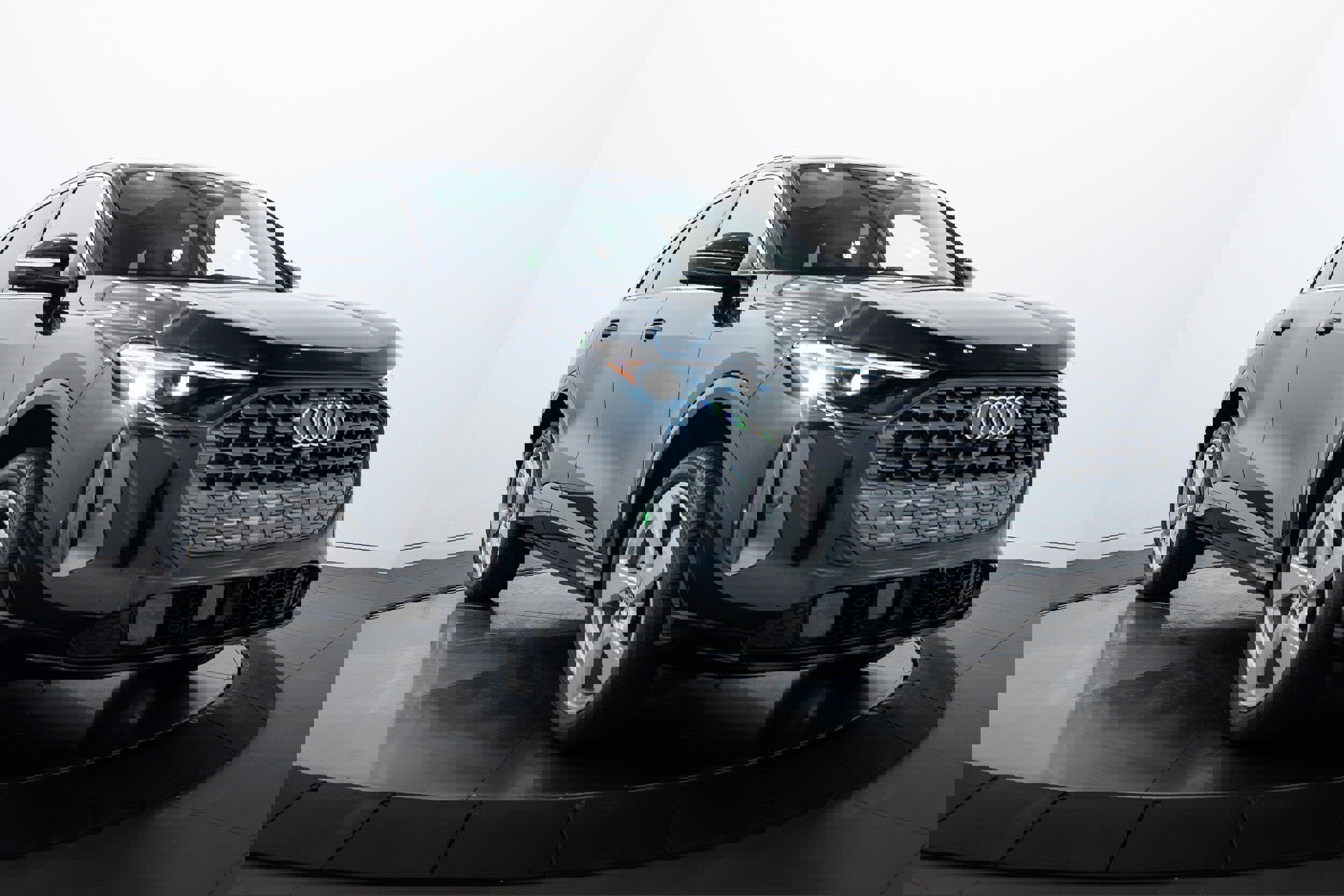 New 2025 Audi Q5 Premium Plus image 2