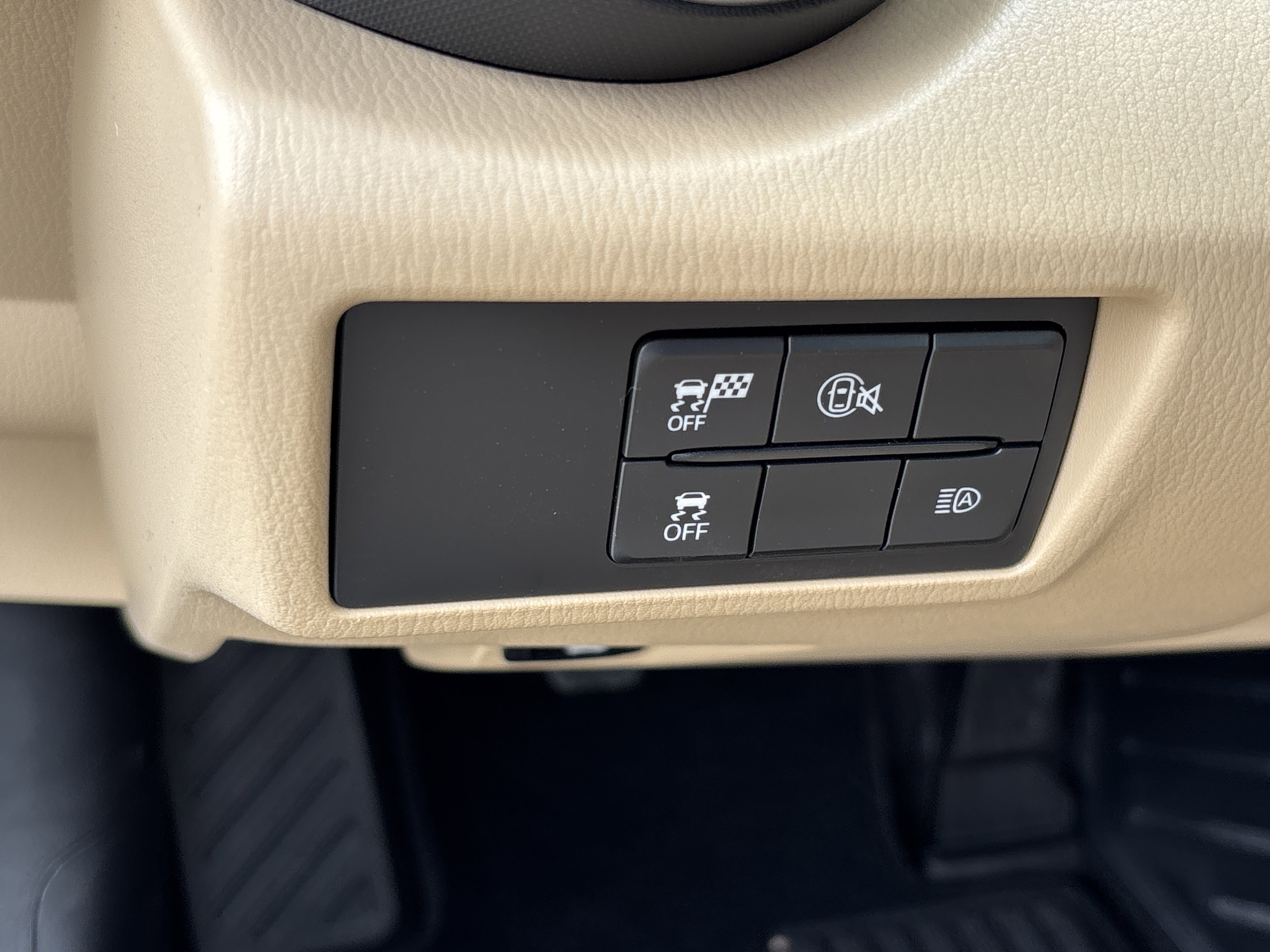 New 2026 MAZDA MX-5 Miata RF Grand Touring RWD image 17