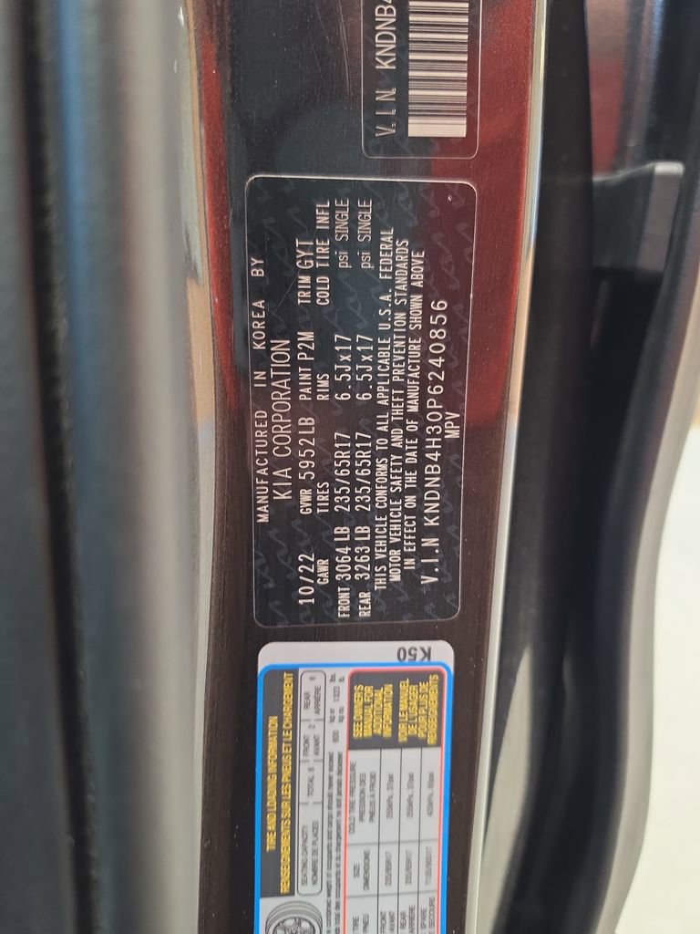 Used 2023 Kia Carnival LX FWD image 37