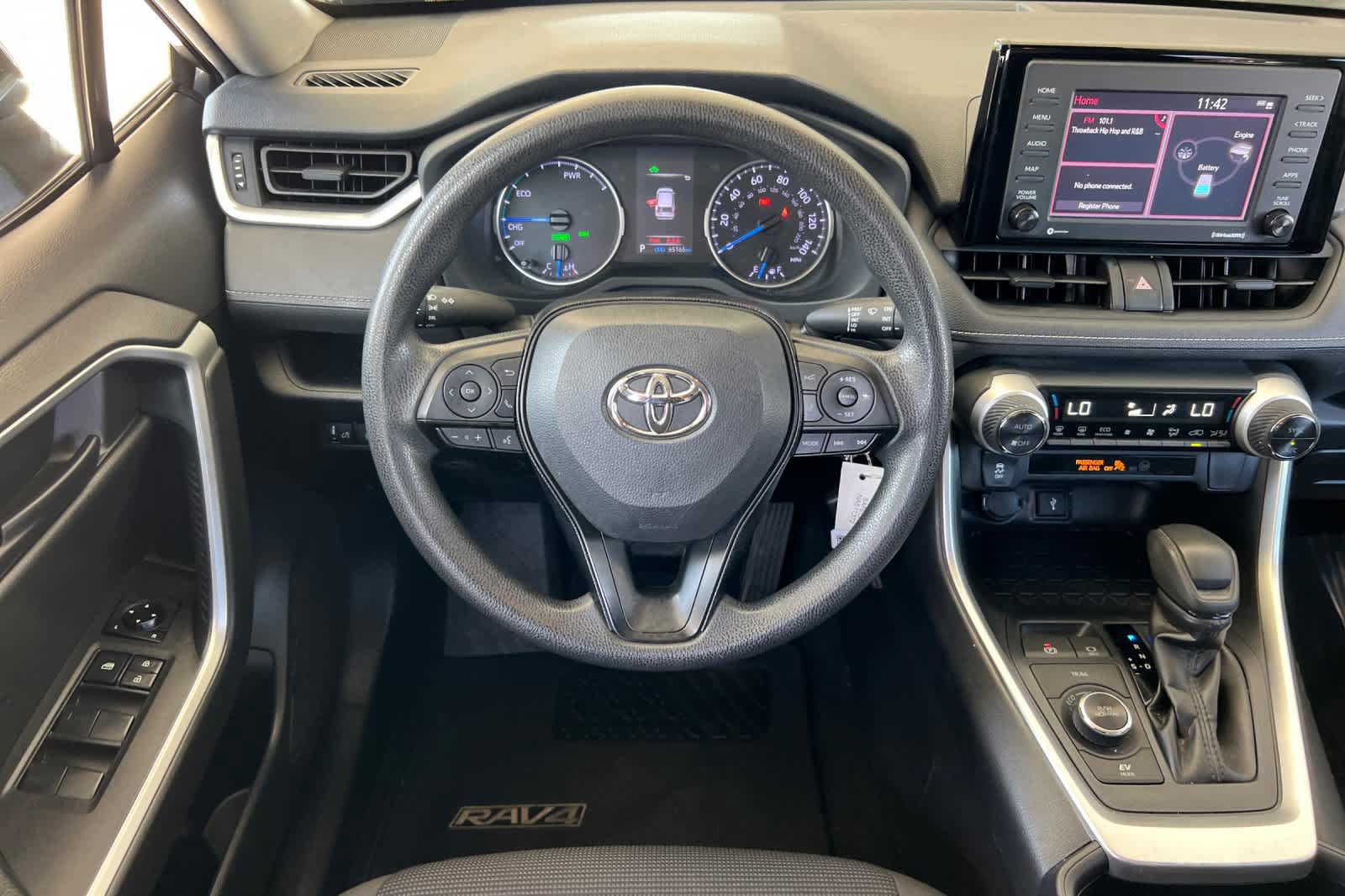 Used 2020 Toyota RAV4 LE AWD/4WD image 15