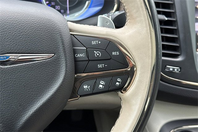 Used 2016 Chrysler 200 C w/ Premium Group image 31