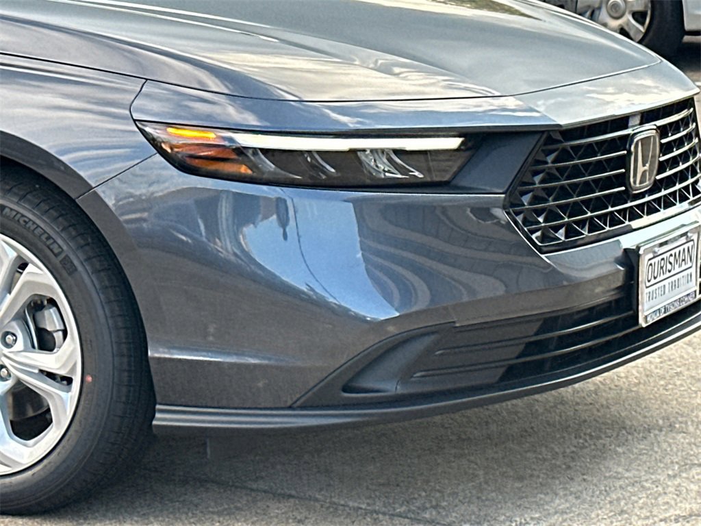 New 2025 Honda Accord LX image 4