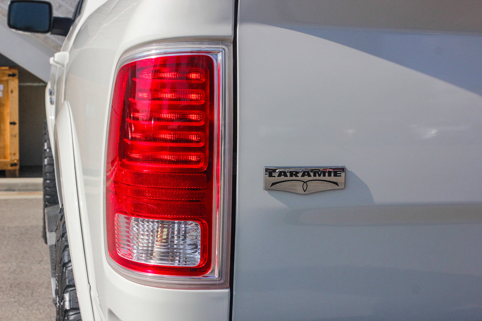 Used 2018 RAM 1500 Laramie w/ Convenience Group image 9