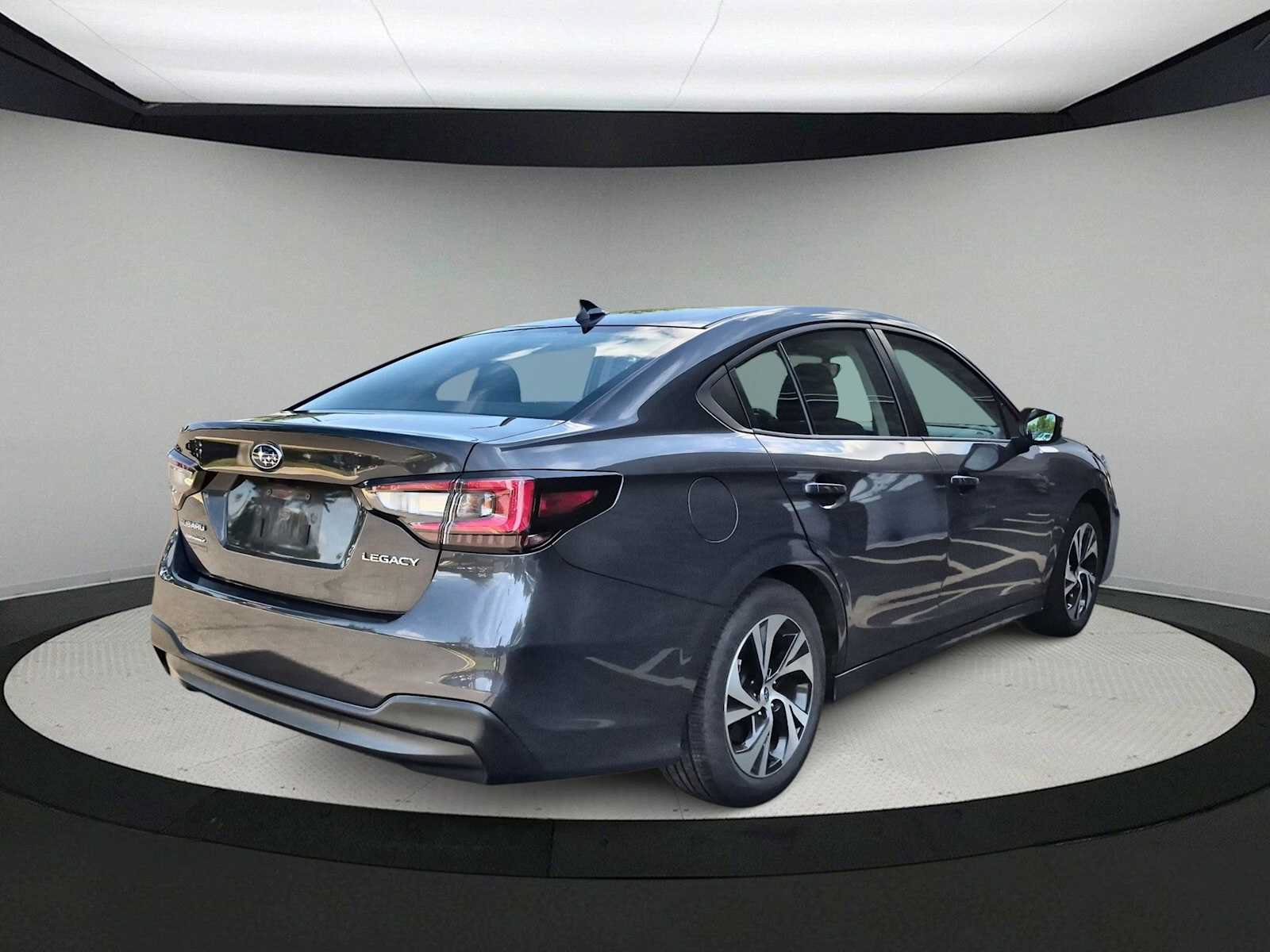 Used 2024 Subaru Legacy Premium AWD/4WD image 8