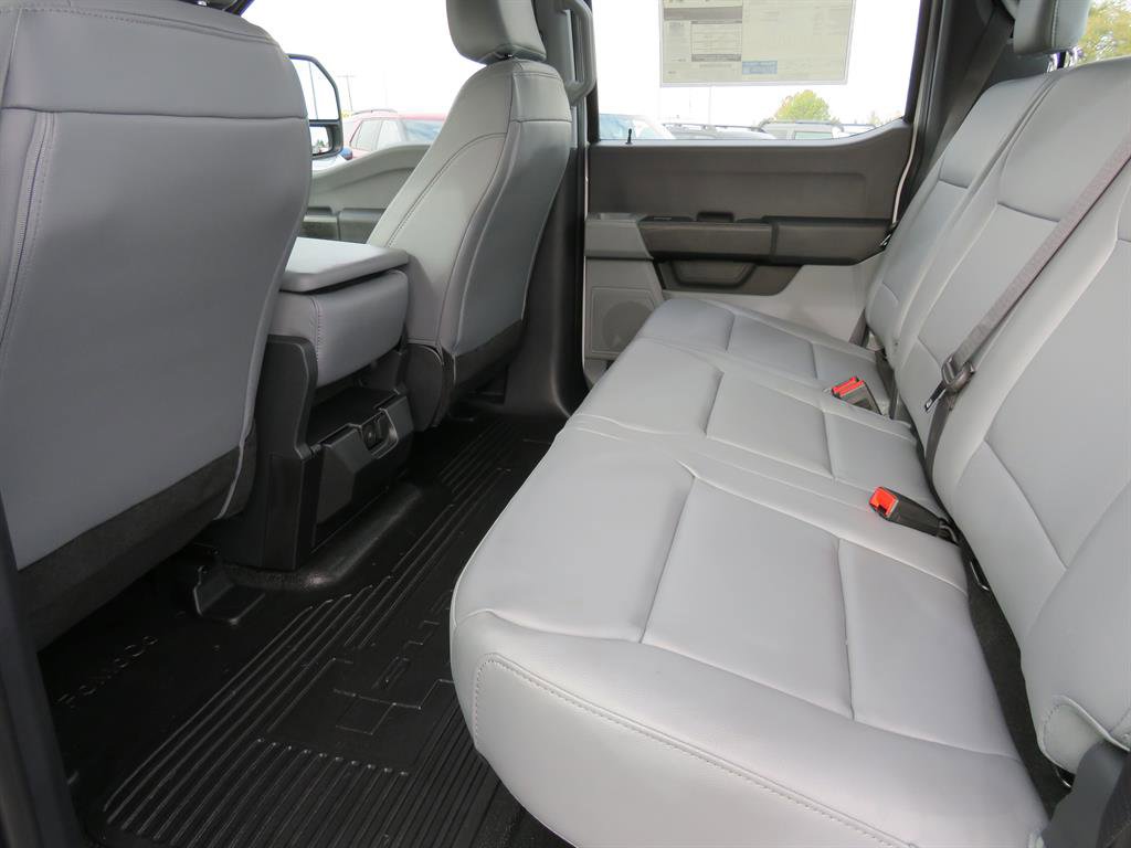 New 2026 Ford F250 XL w/ Camper Package image 22