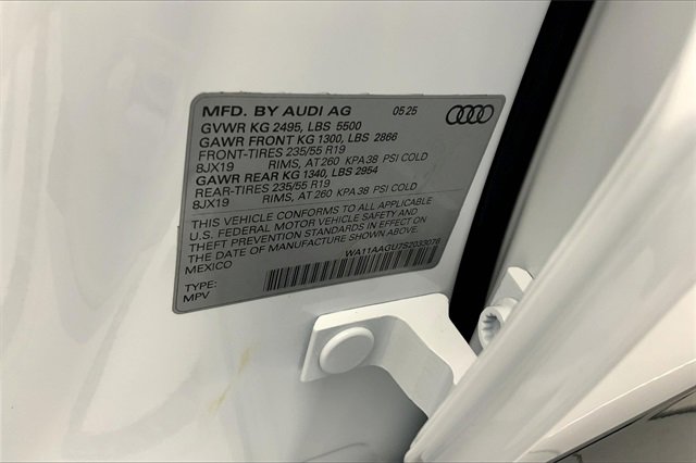 New 2025 Audi Q5 Premium image 14