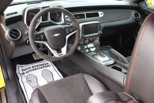 Used 2013 Chevrolet Camaro ZL1 image 18