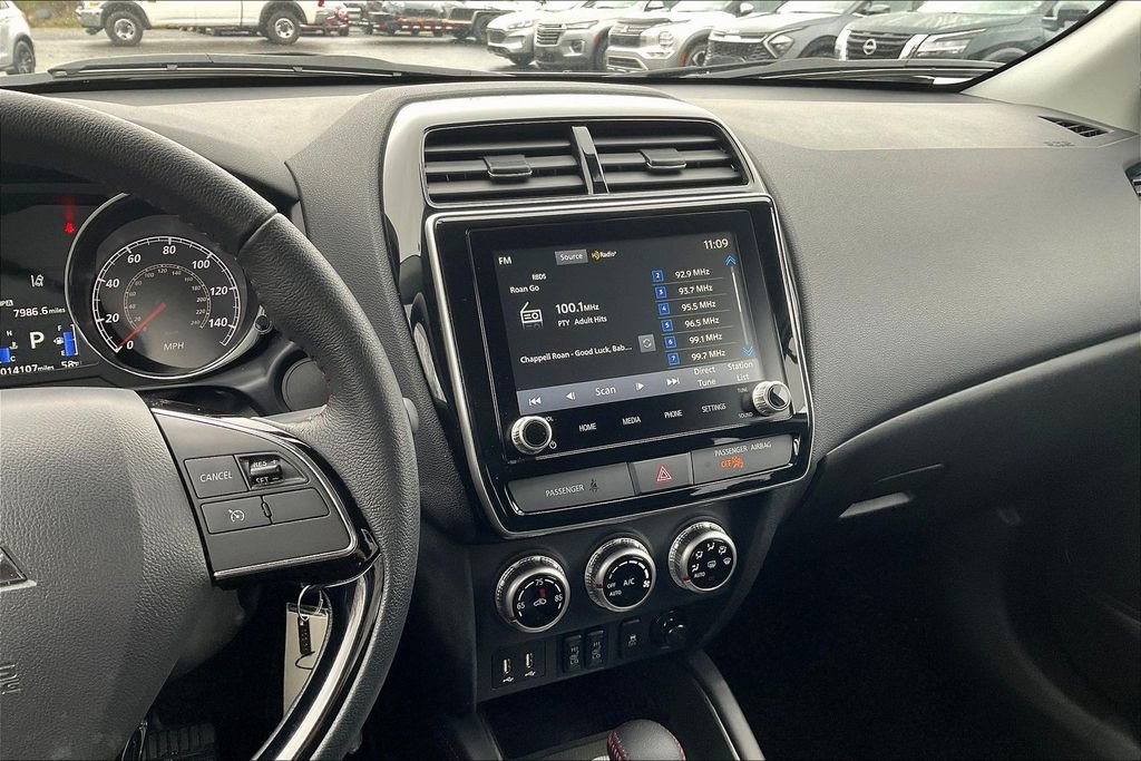 Used 2024 Mitsubishi Outlander Sport LE image 6