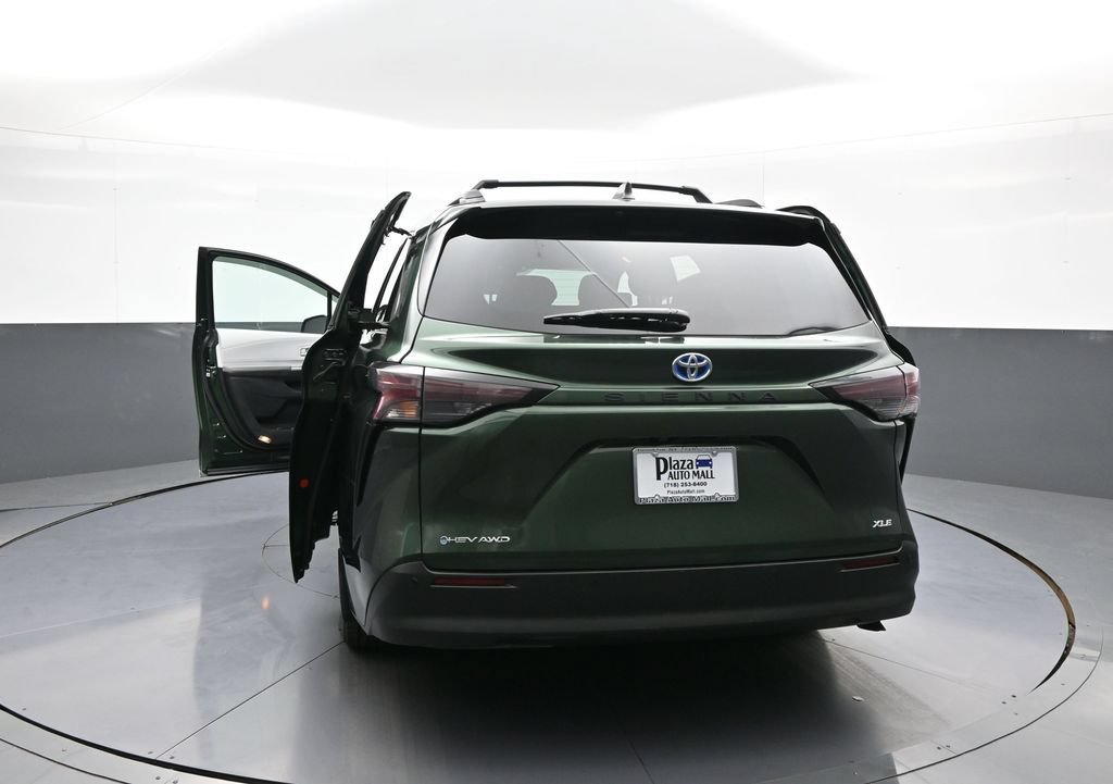 Certified 2025 Toyota Sienna XLE w/ XLE Plus Package AWD/4WD image 49