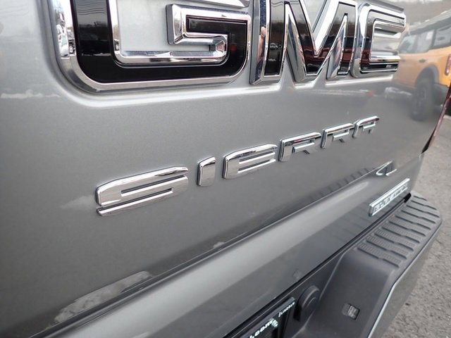 Used 2024 GMC Sierra 1500 Elevation w/ LPO, Elevation Black Package image 6