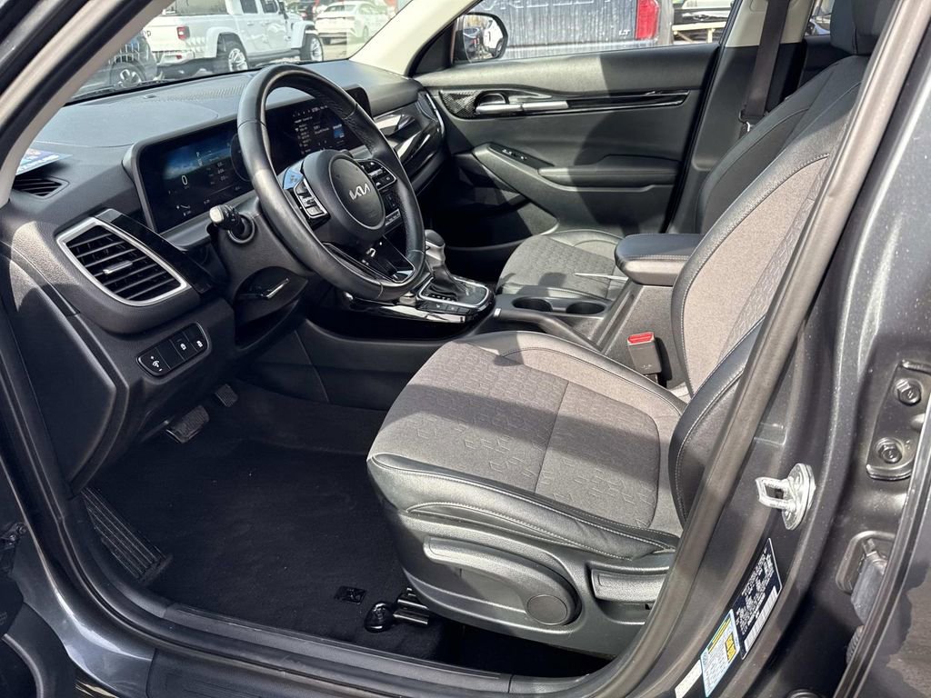 Used 2024 Kia Seltos S image 20