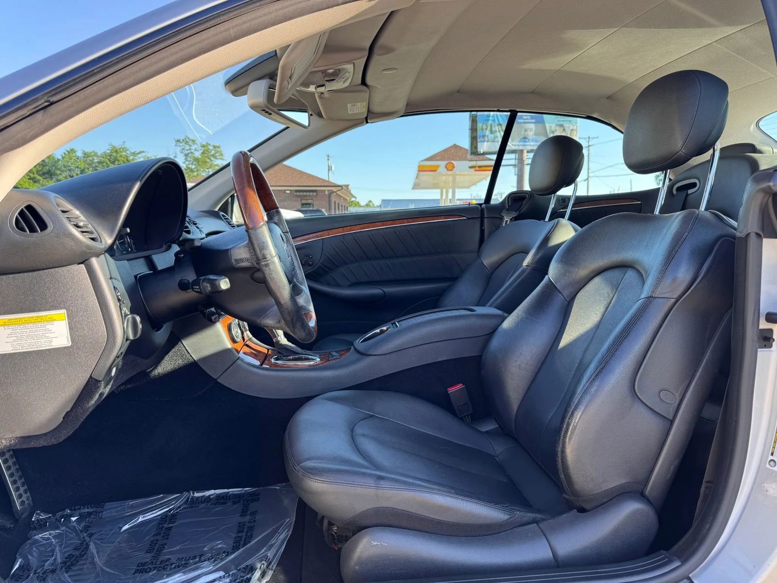 Used 2009 Mercedes-Benz CLK 350 Cabriolet image 24