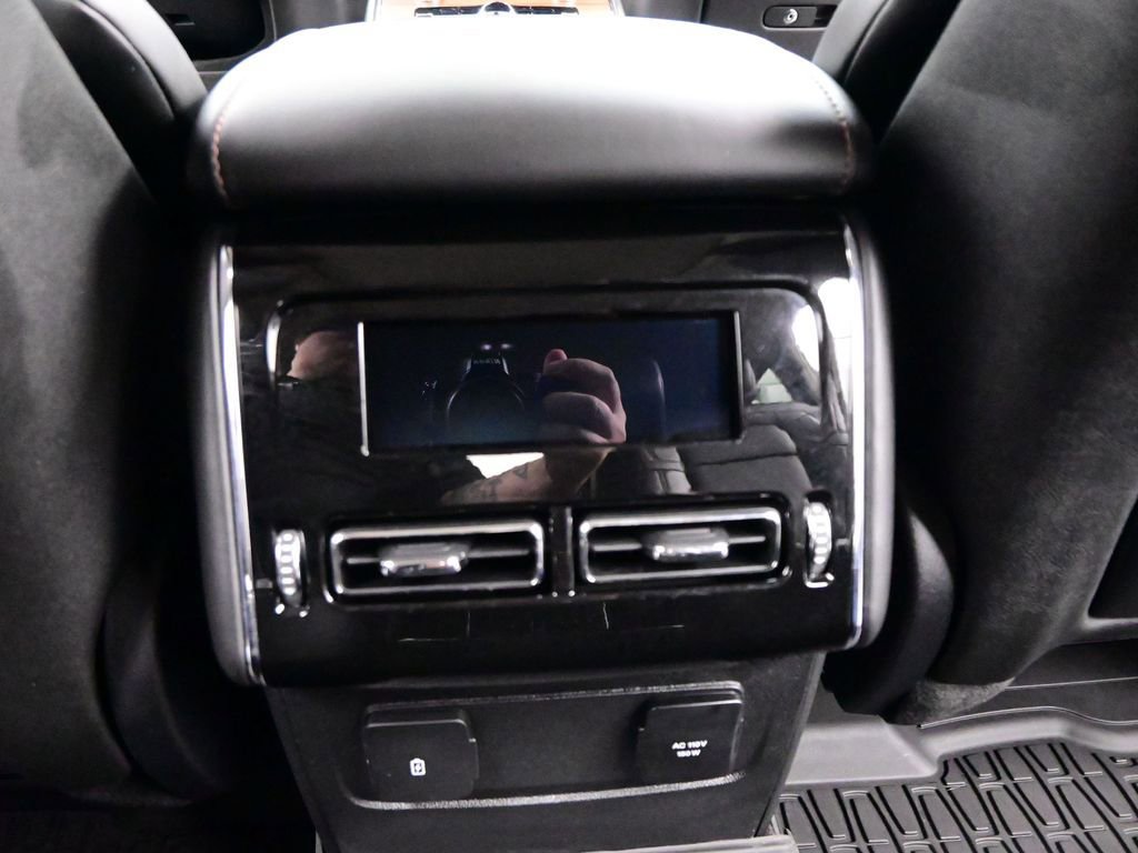 Used 2023 Lincoln Aviator Reserve w/ Equipment Group 201A AWD/4WD image 27