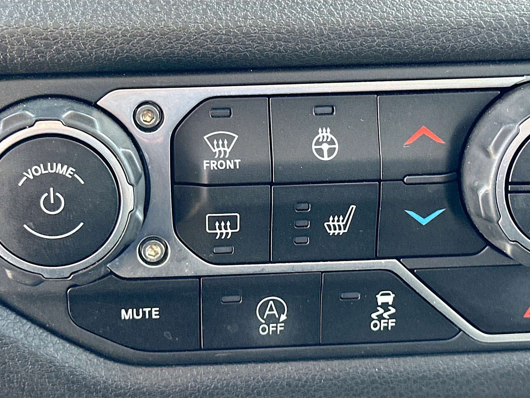 Used 2024 Jeep Wrangler Sport S AWD/4WD image 19