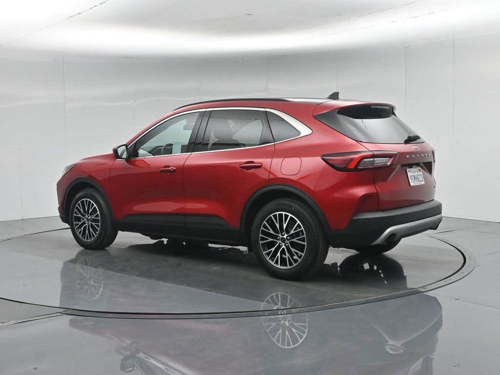 Used 2023 Ford Escape SE w/ PHEV Premium Package FWD image 7