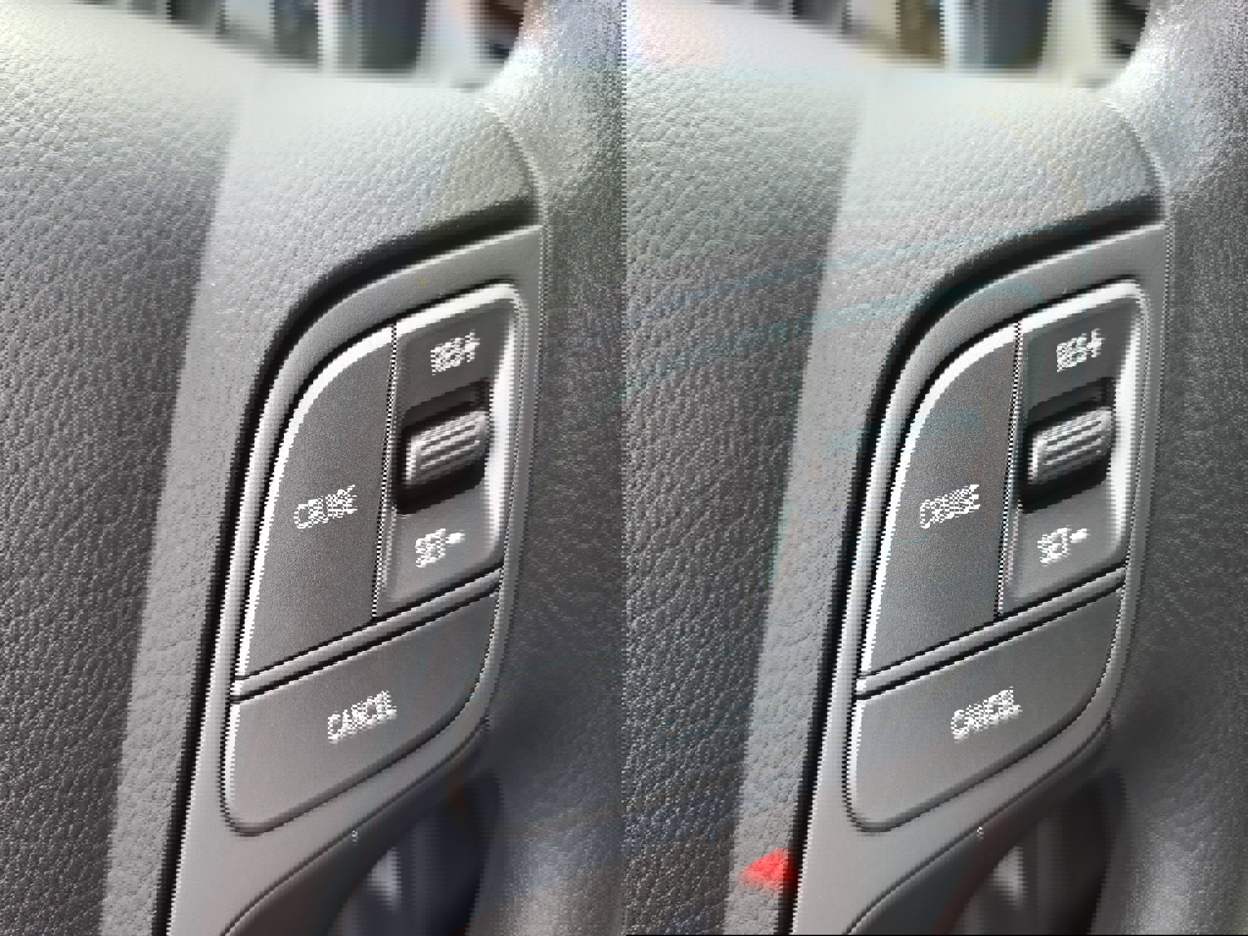 Used 2017 Hyundai Santa Fe Sport image 17