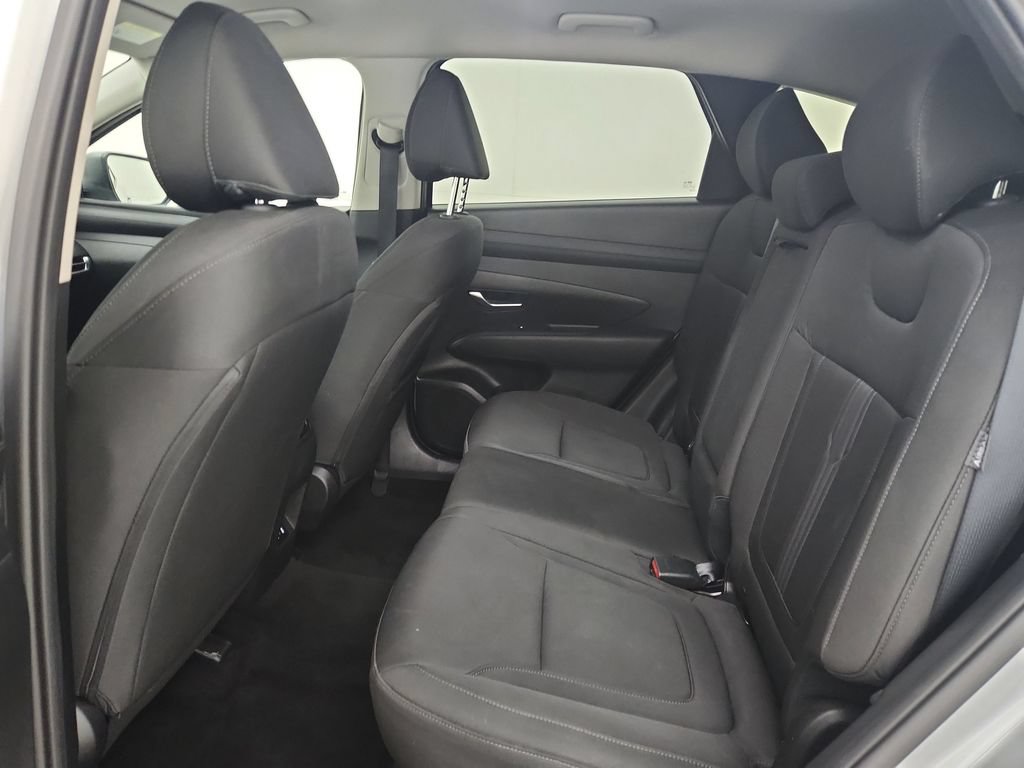 Used 2025 Hyundai Tucson SEL AWD/4WD image 32