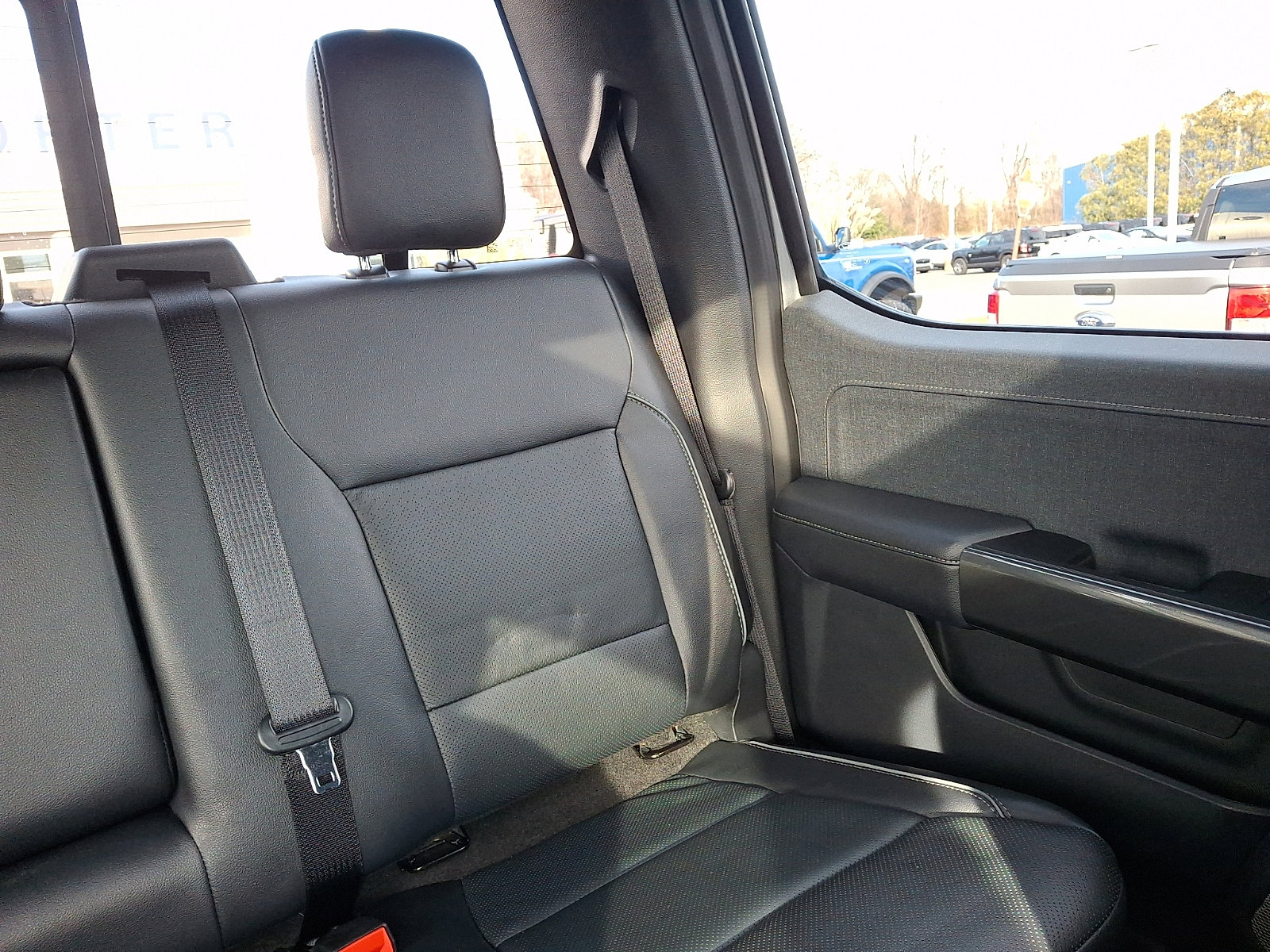 Used 2023 Ford F150 Lariat w/ Equipment Group 502A High image 20