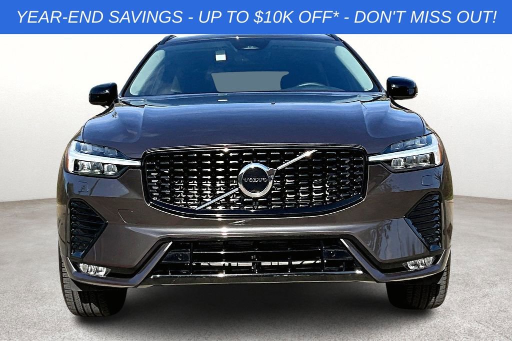 Used 2025 Volvo XC60 B5 Core w/ Protection Package Premier image 5