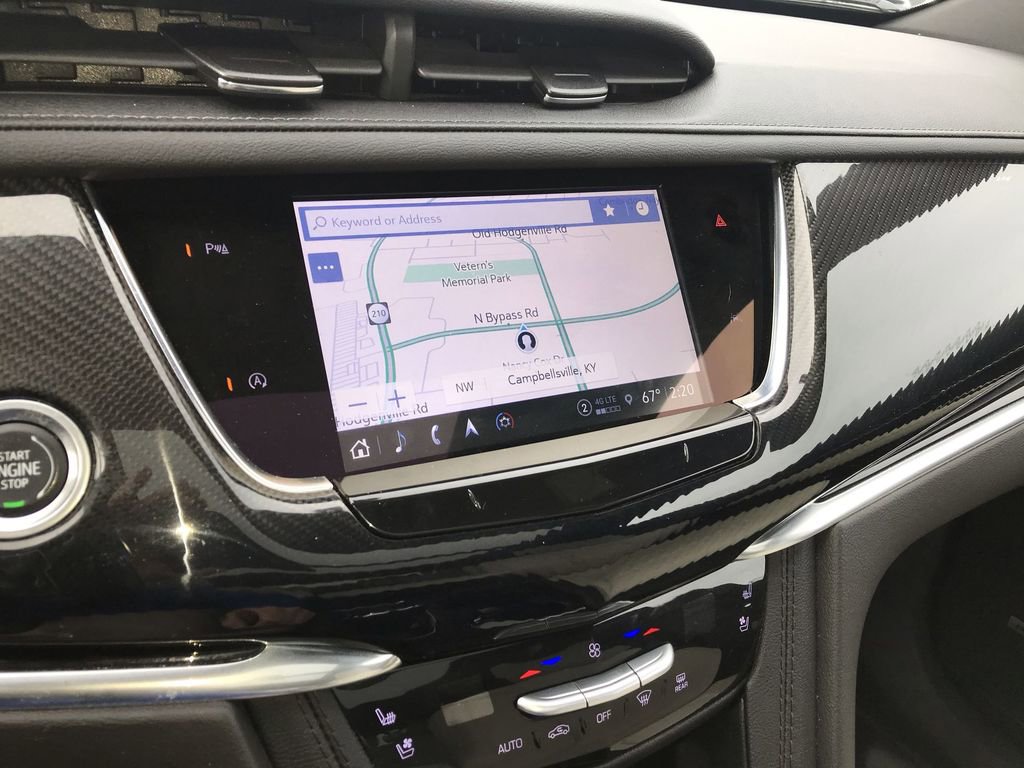 Used 2023 Cadillac XT6 Sport image 16