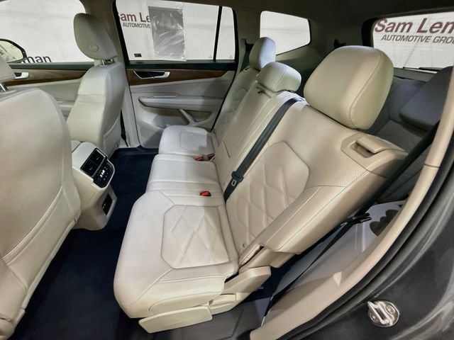 Used 2024 Volkswagen Atlas SE AWD/4WD image 24