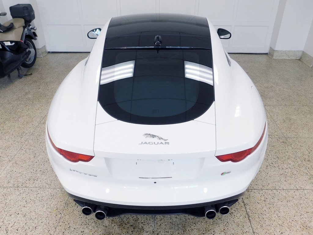 Used 2015 Jaguar F-TYPE R image 69