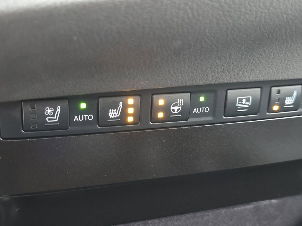 Certified 2024 Lexus ES 300h Ultra Luxury image 13