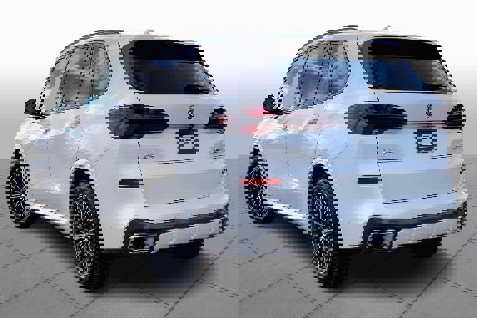 Certified 2024 BMW X5 xDrive50e w/ Executive Package image 11