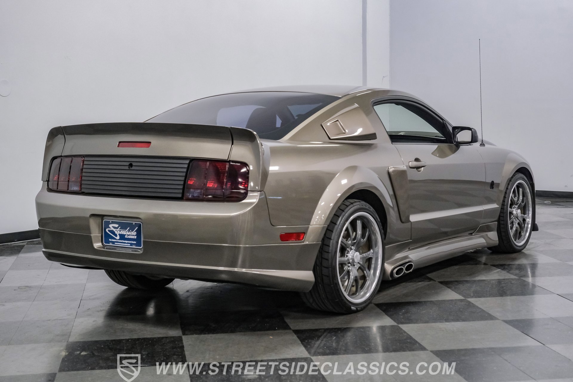 Used 2005 Ford Mustang GT image 24