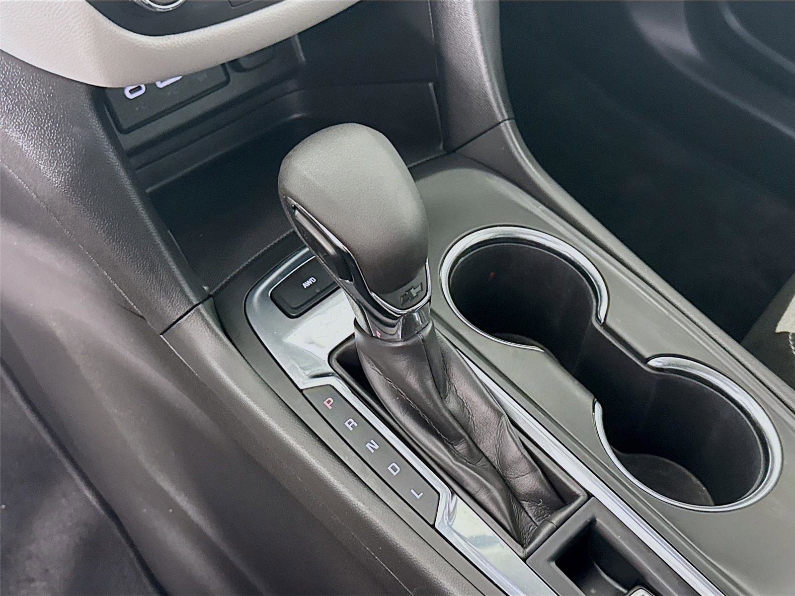 Used 2023 Chevrolet Equinox LS w/ Driver Confidence II Package AWD/4WD image 17