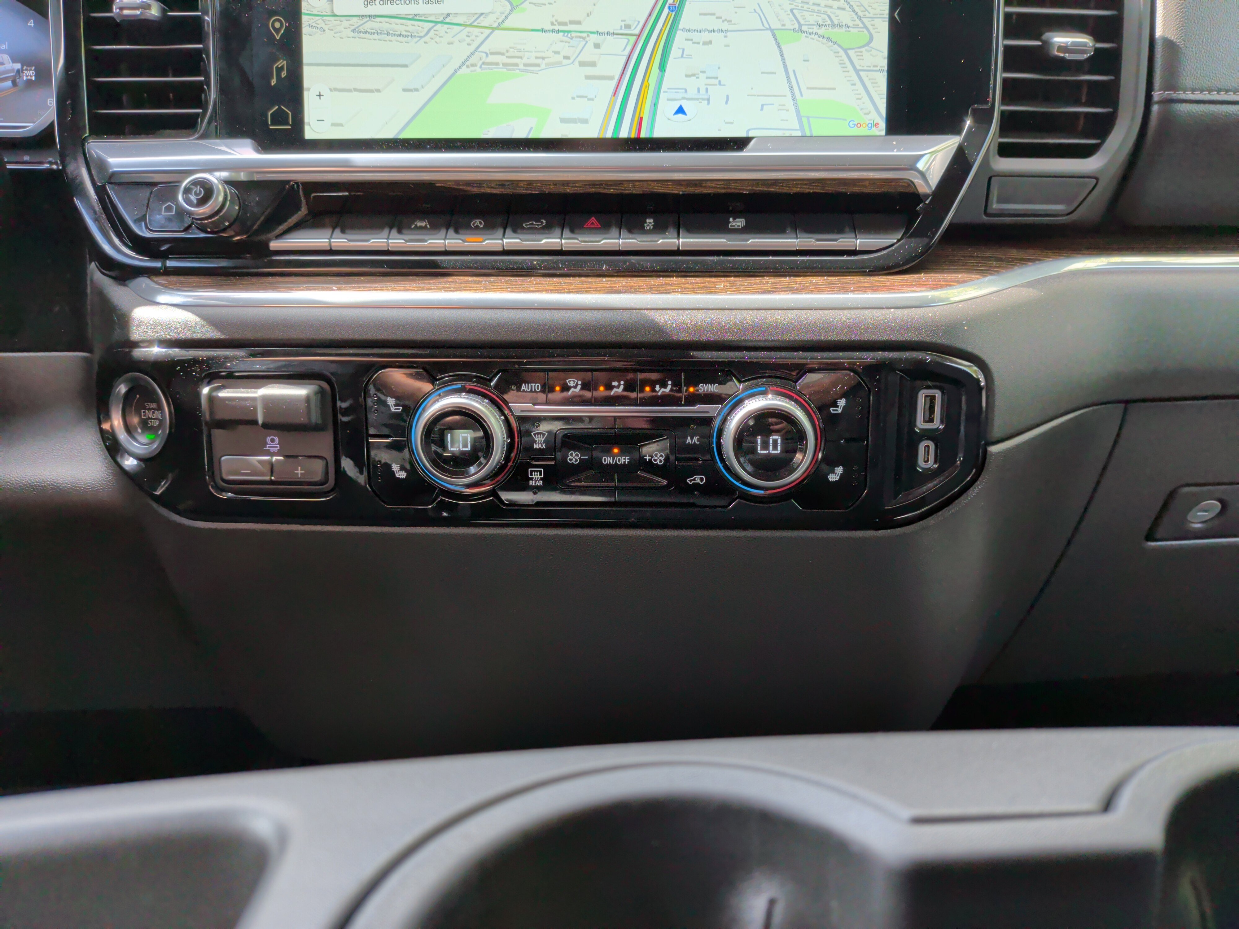 Used 2025 GMC Sierra 1500 SLE image 25