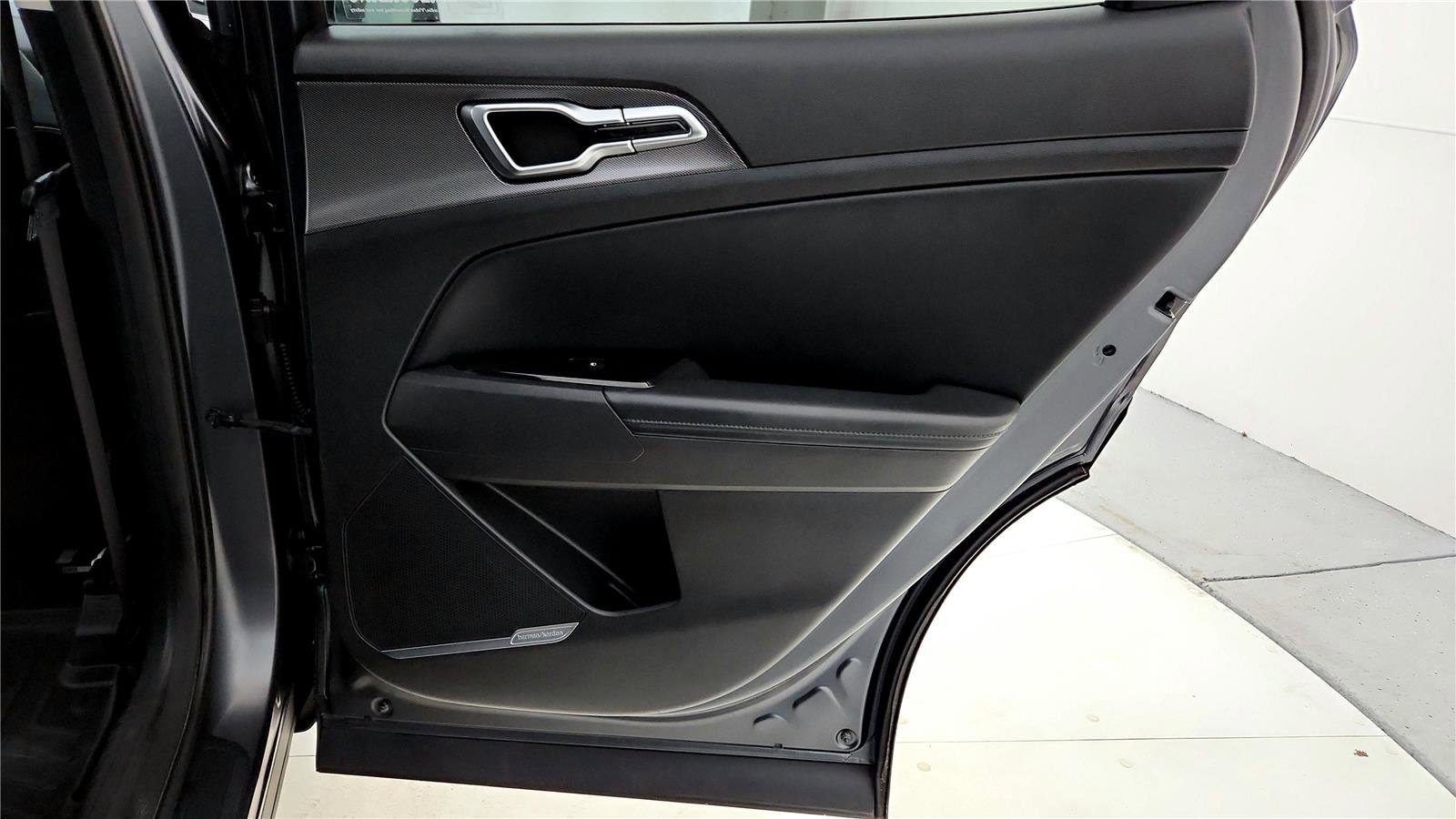 Used 2023 Kia Sportage SX Prestige image 19