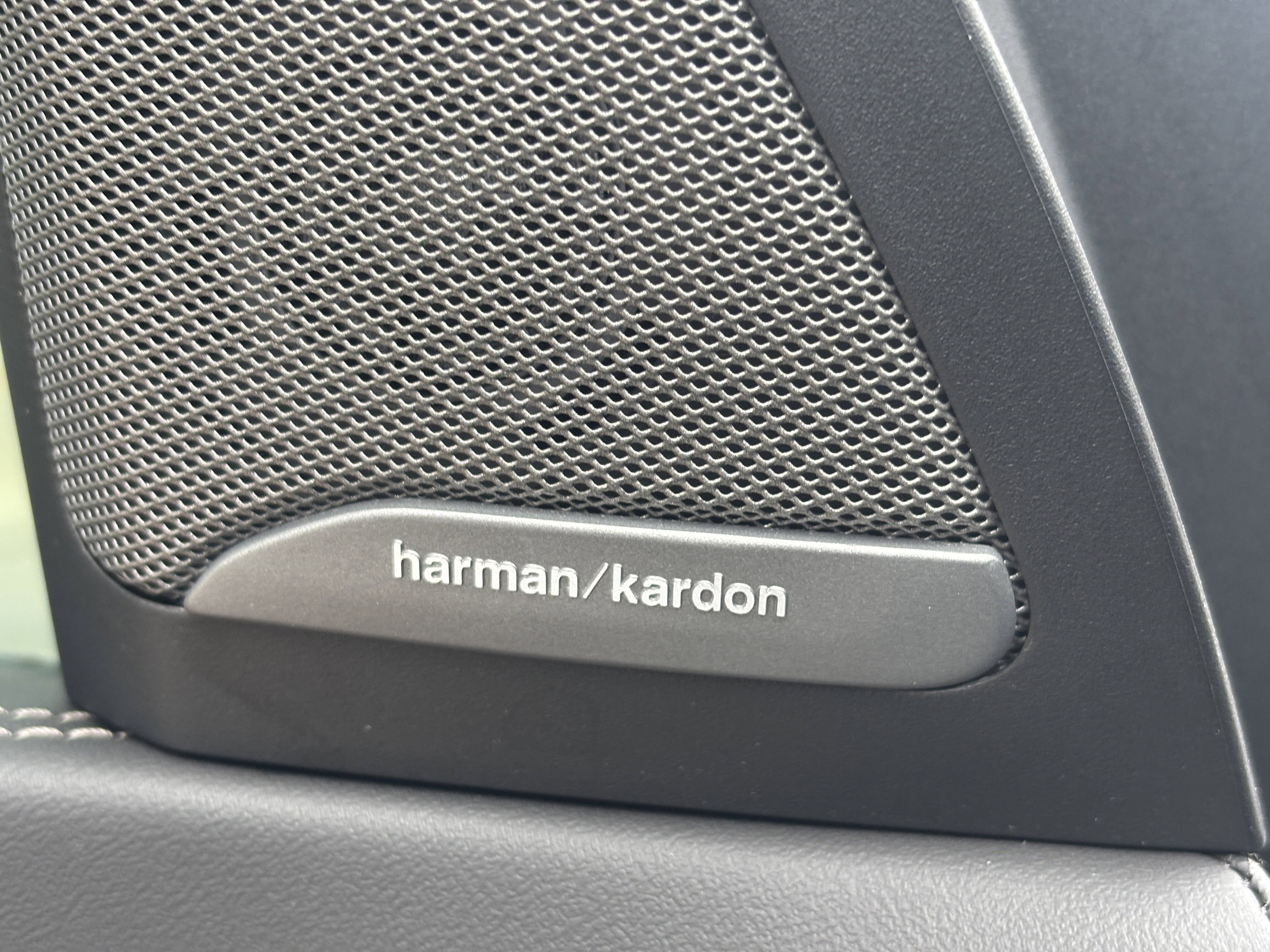 Used 2026 BMW X5 xDrive50e w/ M Sport Package image 20