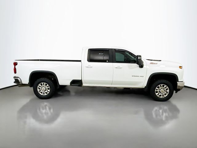 Used 2024 Chevrolet Silverado 3500 LT w/ Convenience Package image 11