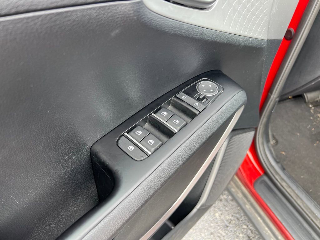 Used 2022 Kia Soul LX image 16