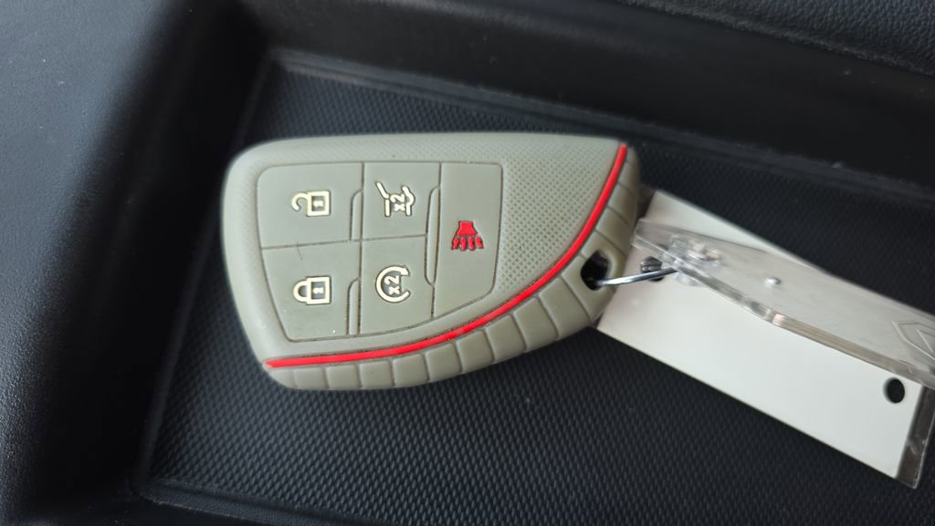 Used 2022 Chevrolet Silverado 1500 Custom w/ LPO, Dark Essentials Package image 28