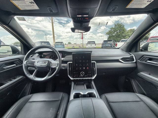 Certified 2026 GMC Acadia Elevation w/ Elevation Premium Package FWD image 19