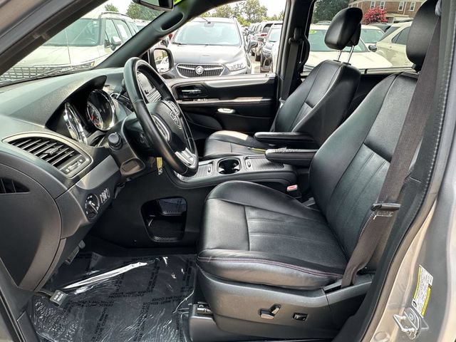 Used 2018 Dodge Grand Caravan GT FWD image 17