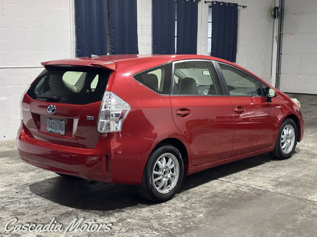 Used 2012 Toyota Prius V Three image 6