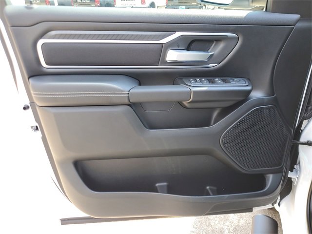 New 2026 RAM 1500 4x4 Crew Cab image 20