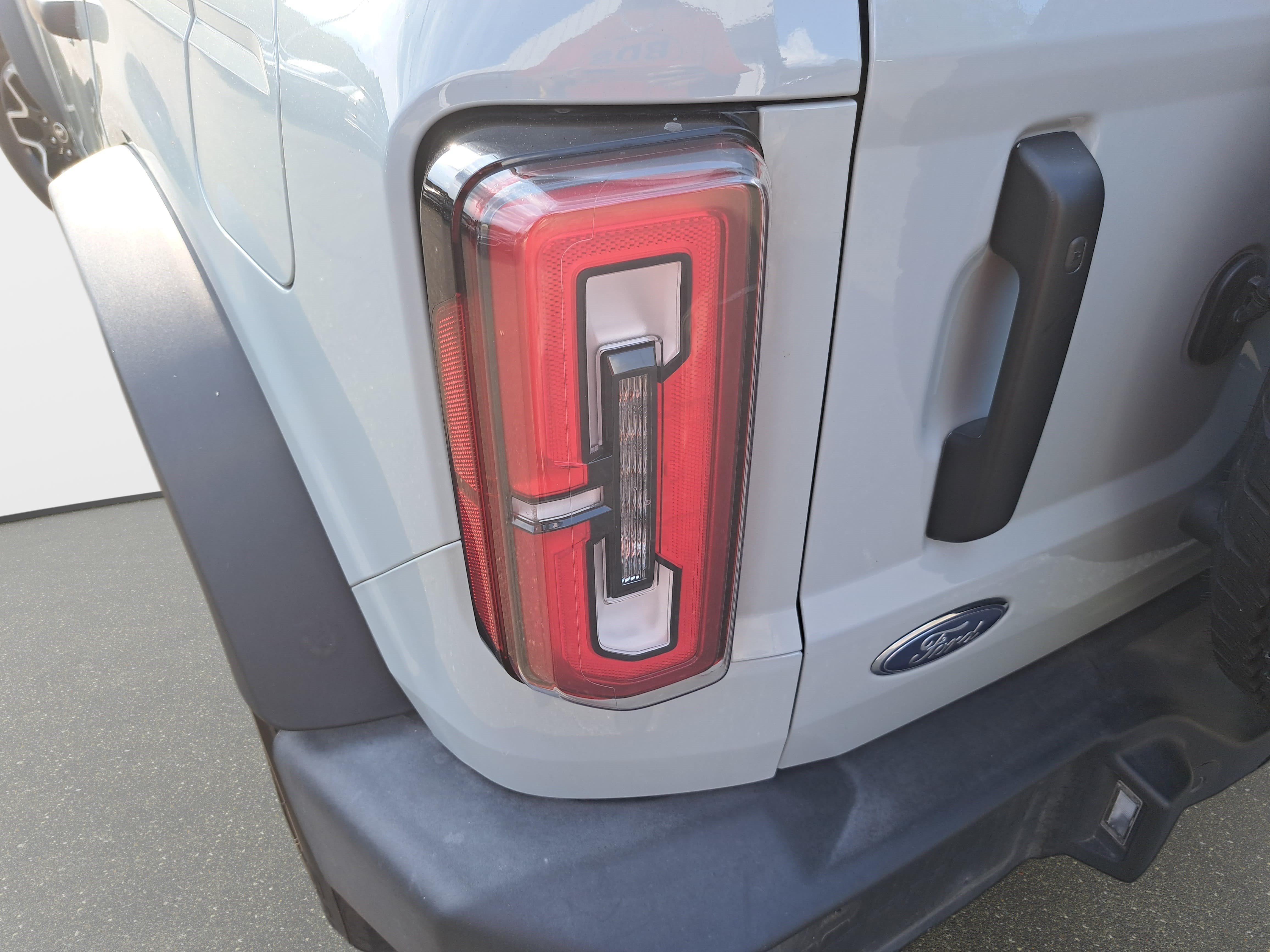 Used 2024 Ford Bronco Outer Banks AWD/4WD image 32