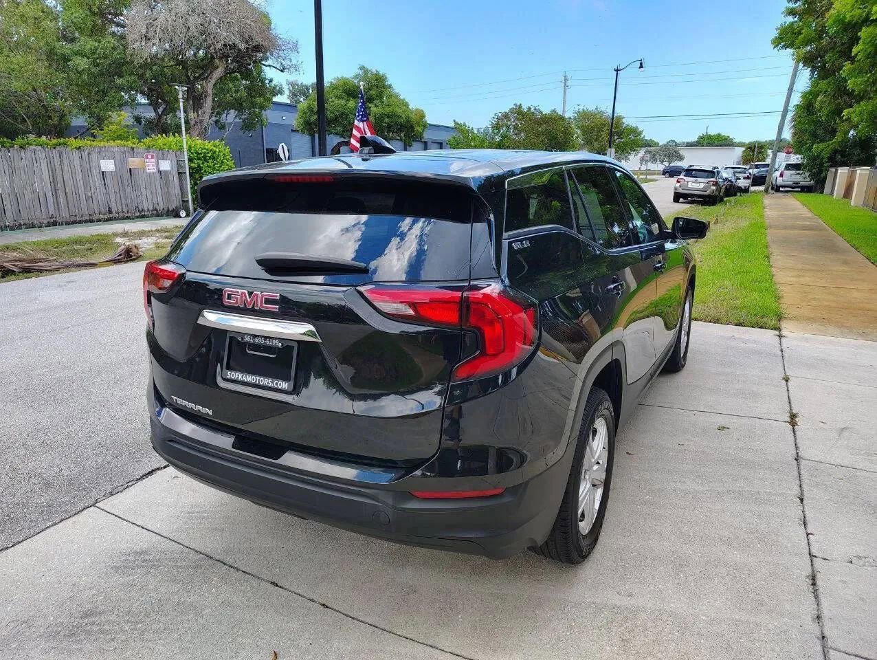 Used 2018 GMC Terrain SLE image 11