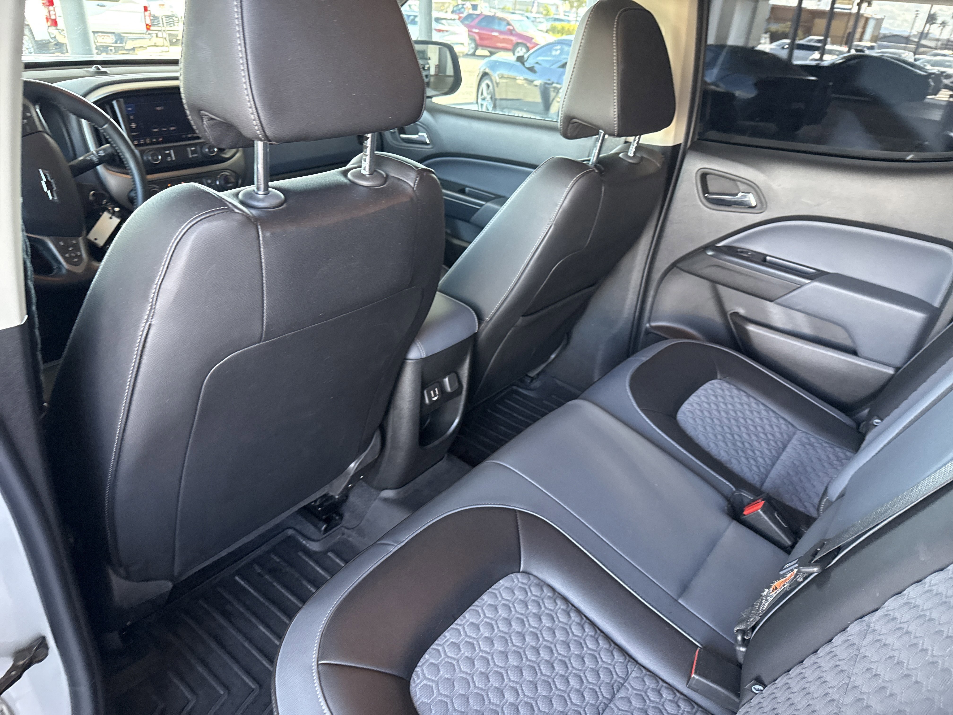 Used 2020 Chevrolet Colorado Z71 image 13