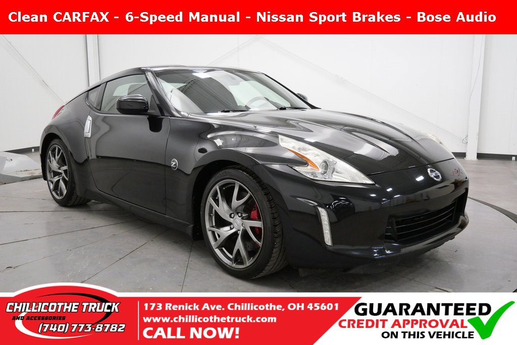 Used 2016 Nissan 370Z w/ Sport Package image 1