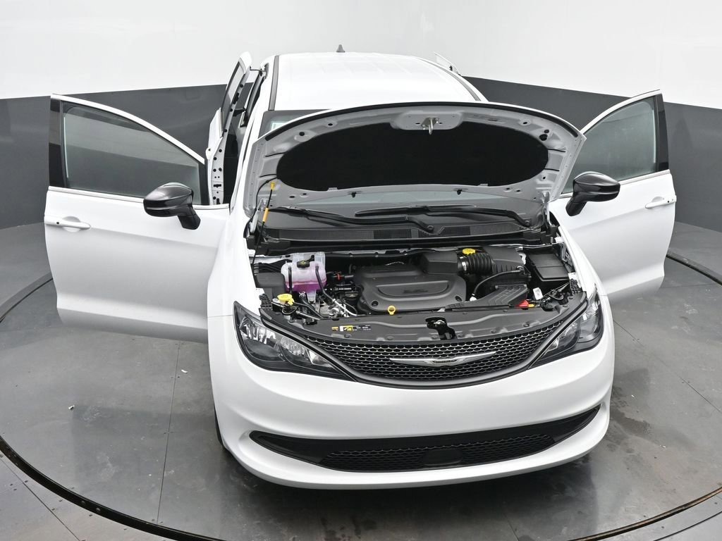 New 2026 Chrysler Voyager LX FWD image 62