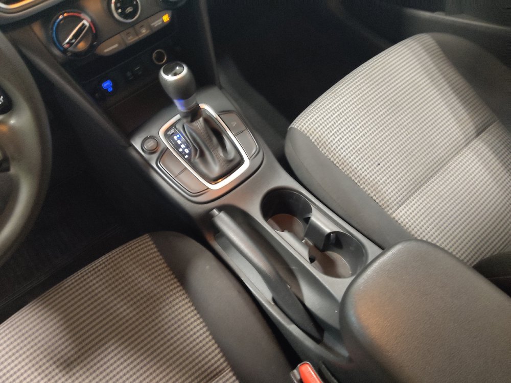 Used 2021 Hyundai Kona SE FWD image 26