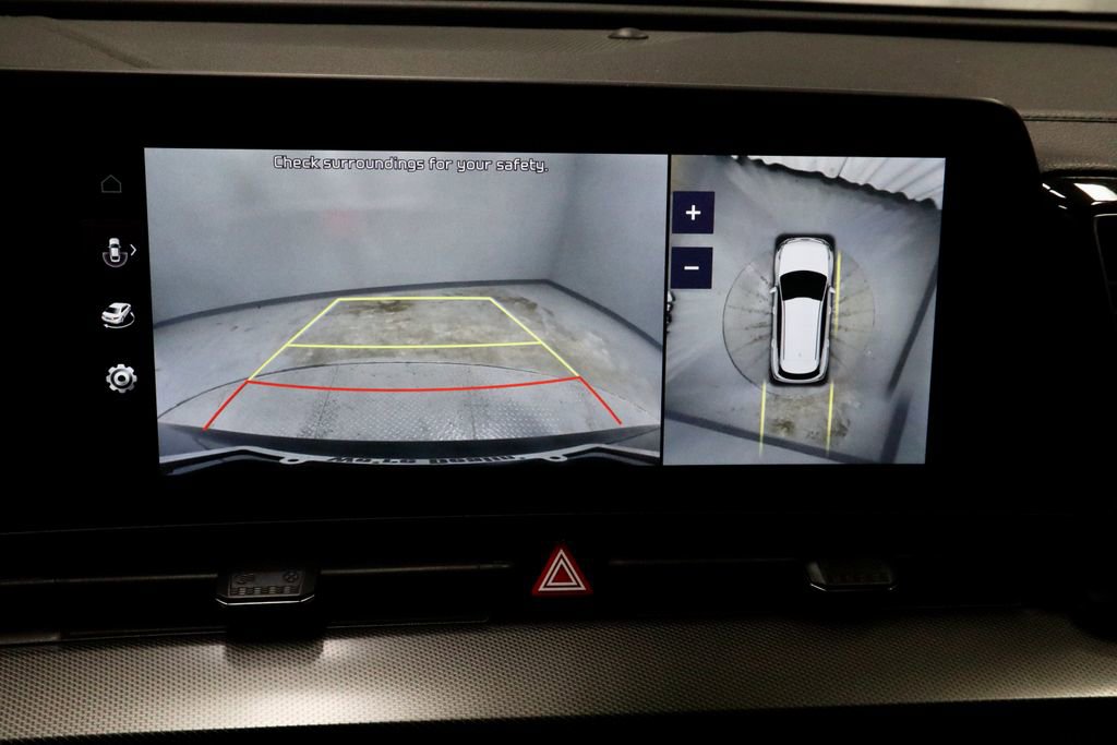 Used 2023 Kia Sportage SX image 2