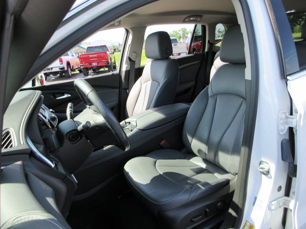 Certified 2020 Buick Envision Essence FWD image 17