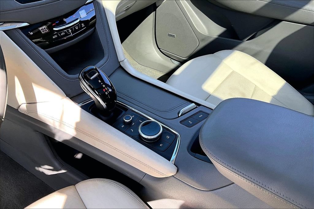 Used 2021 Cadillac XT5 Premium Luxury FWD image 14